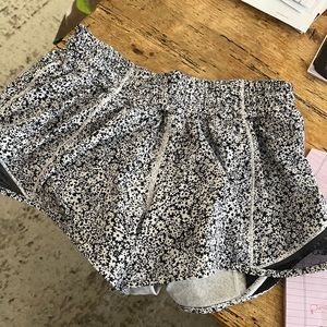 Lululemon shorts size 2